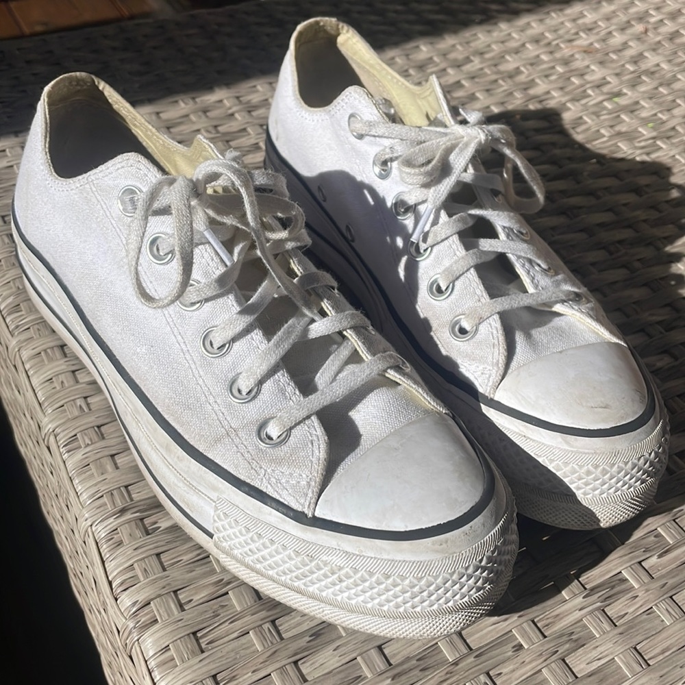 Converse platform Lift low top Chuck Taylor’s 7.5